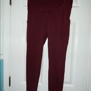 Maroon Lululemon leggings and free Lululemon bag.